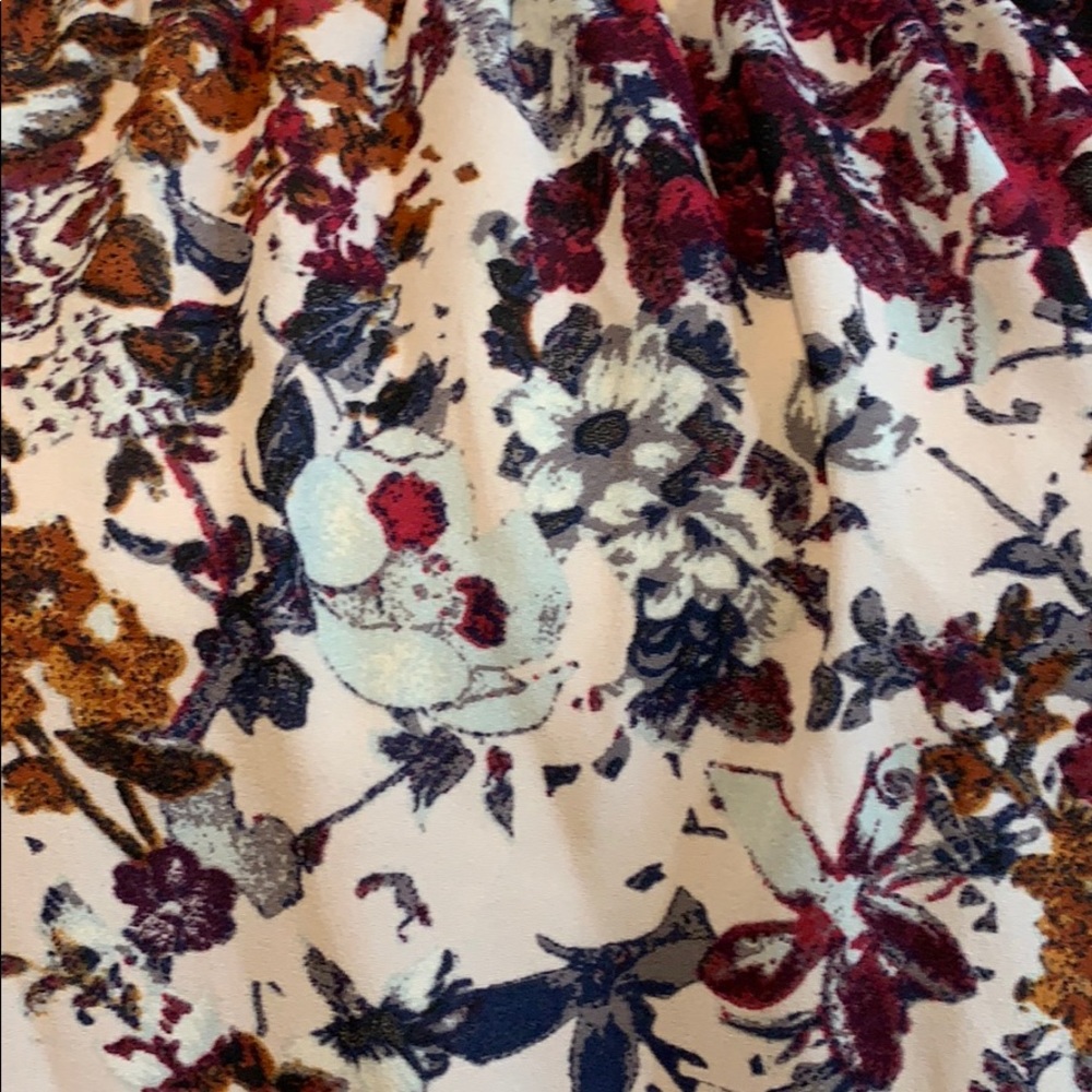 ❤️HP❤️Eyeshadow off the shoulder floral top - Picture 2 of 5